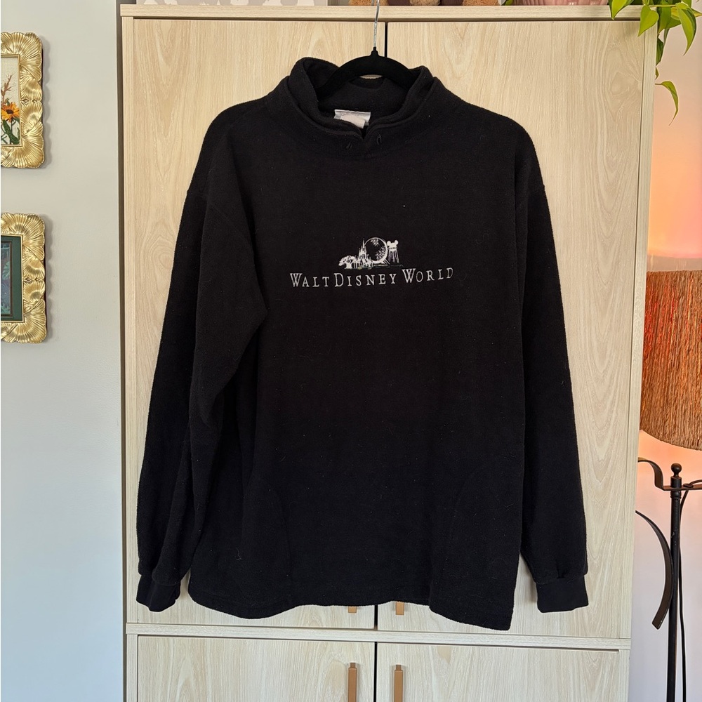 Vintage Walt Disney World Sherpa Crew
